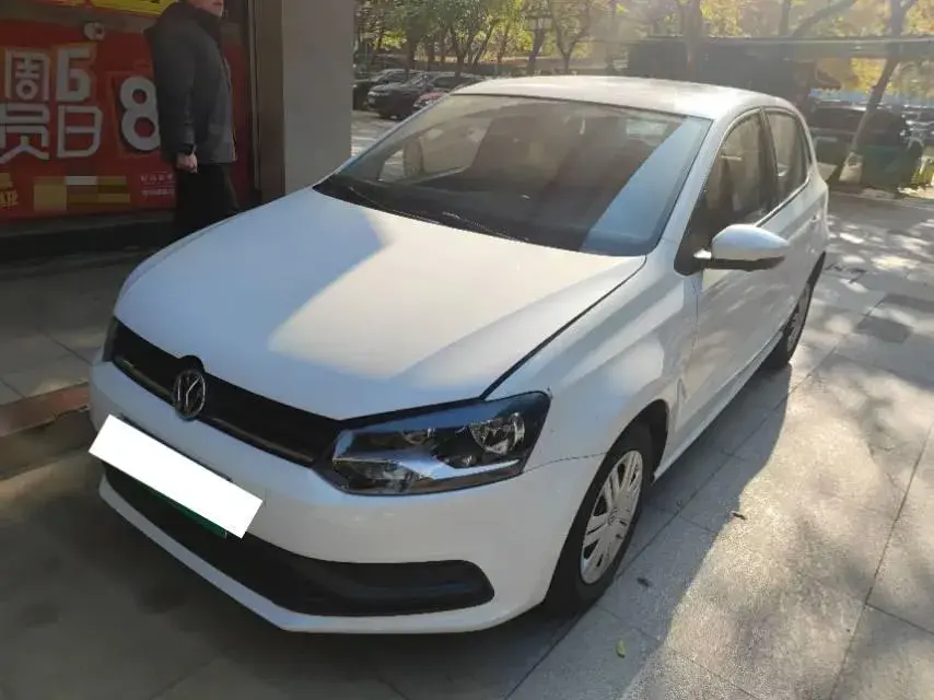 2018 Volkswagen Polo 1.5L 110HP L4 6AT