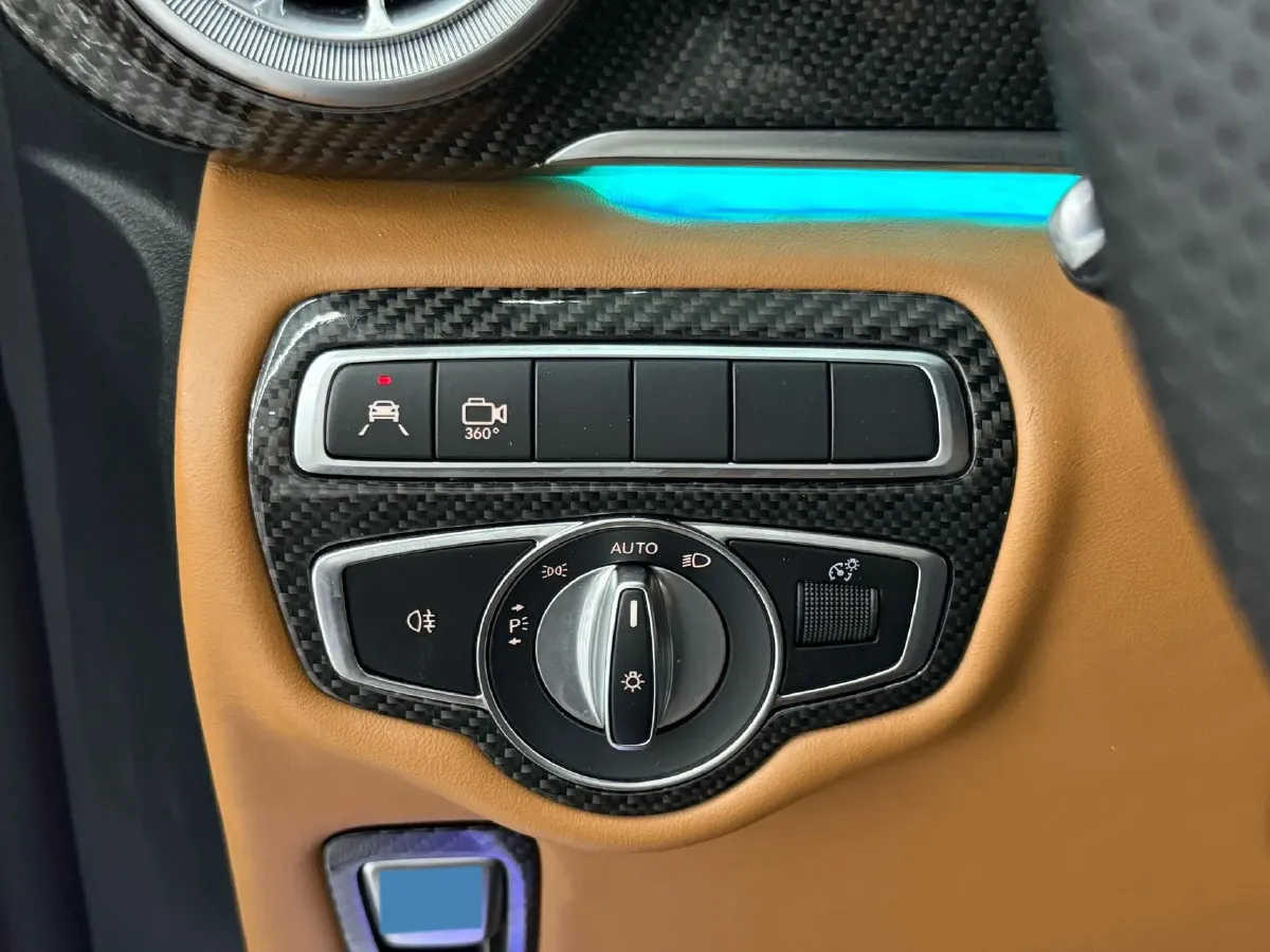 2020 AM XIAOAO V-Class 2.0T 211HP L4 9AT,autocango,china used car exporter,china ev exporter,chinese used car exporter,chinese used ev exporter