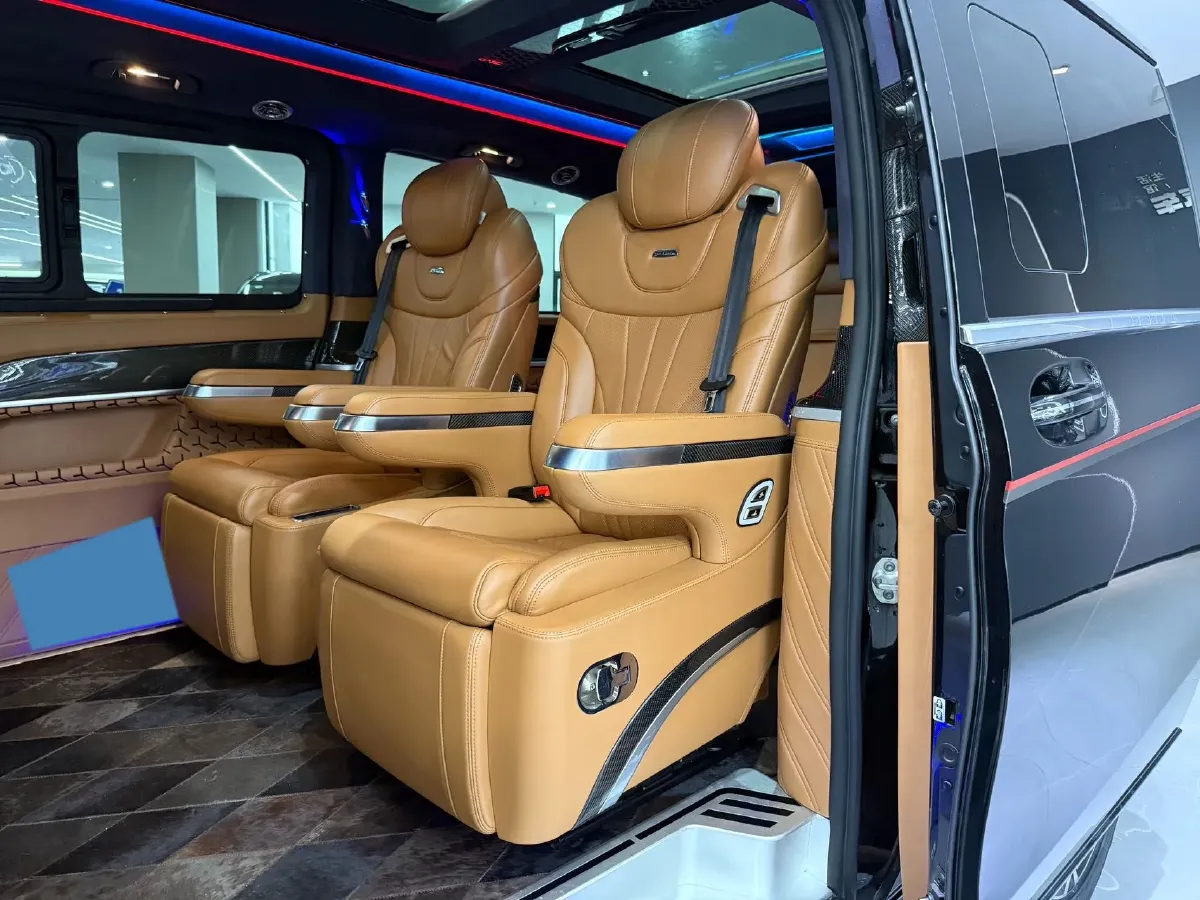 2020 AM XIAOAO V-Class 2.0T 211HP L4 9AT,autocango,china used car exporter,china ev exporter,chinese used car exporter,chinese used ev exporter