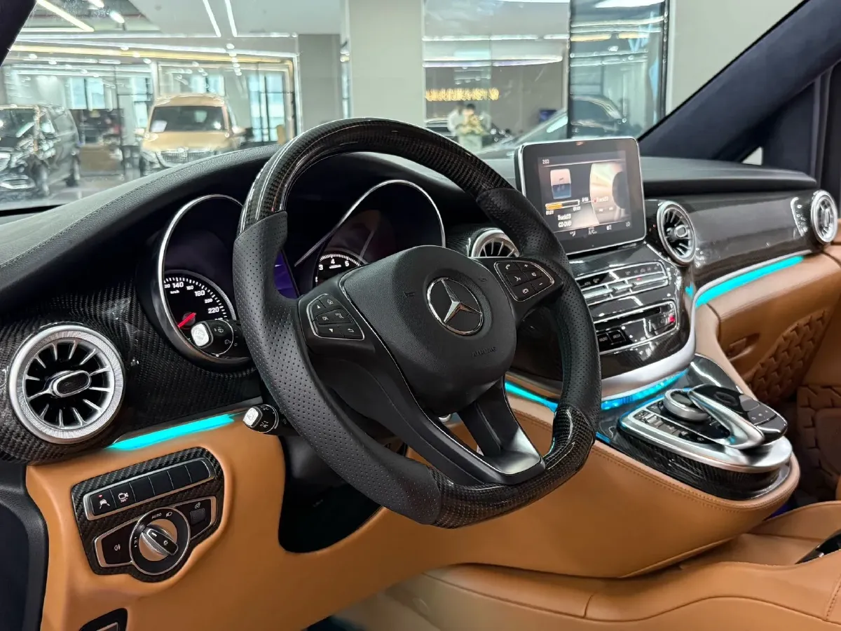 2020 AM XIAOAO V-Class 2.0T 211HP L4 9AT,autocango,china used car exporter,china ev exporter,chinese used car exporter,chinese used ev exporter