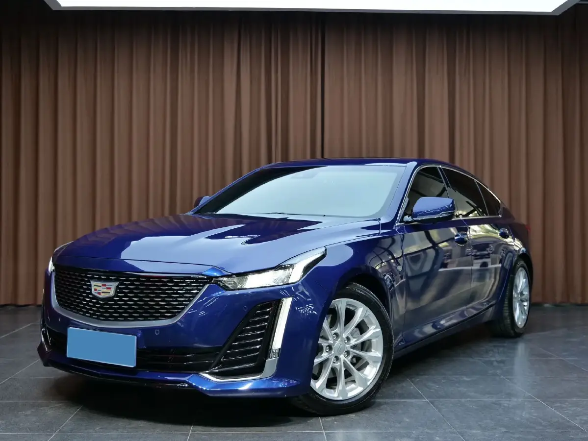 2023 Cadillac CT5 2.0T 237HP L4 10AT