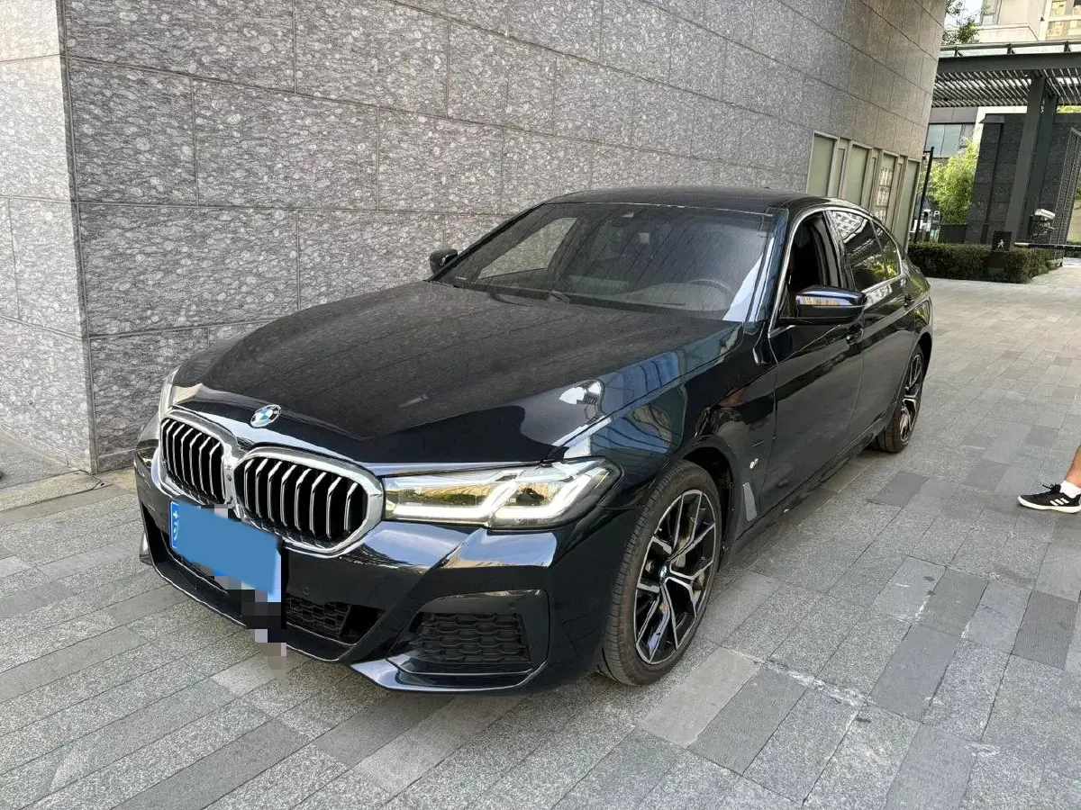 2021 BMW 5 Series 2.0T 252HP L4 8AT