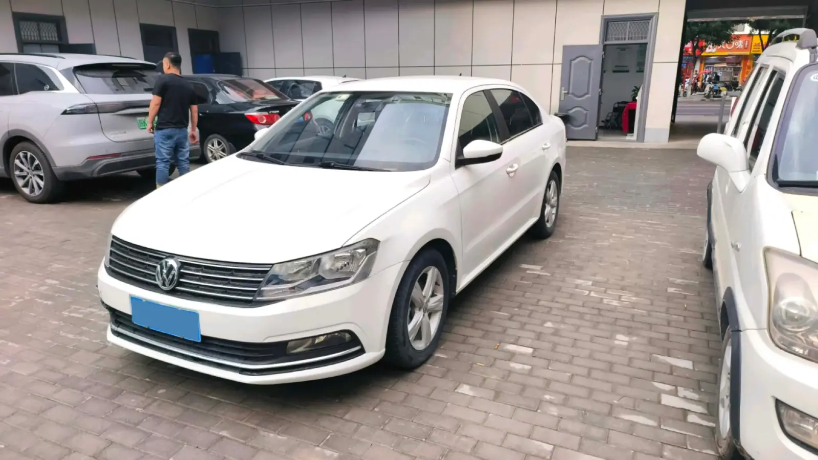2017 Volkswagen Lavida 1.6L 110HP L4 6AT