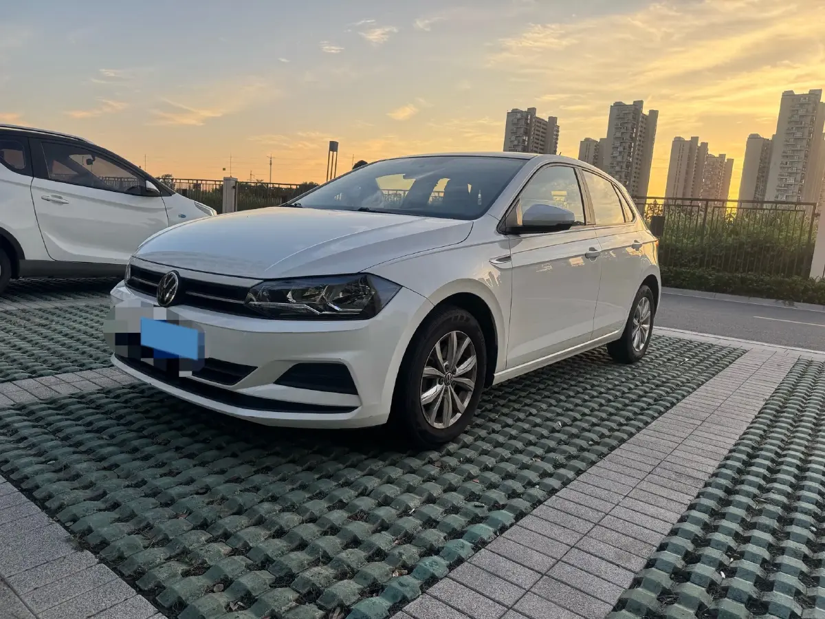 2021 Volkswagen Polo 1.5L 113HP L4 6AT