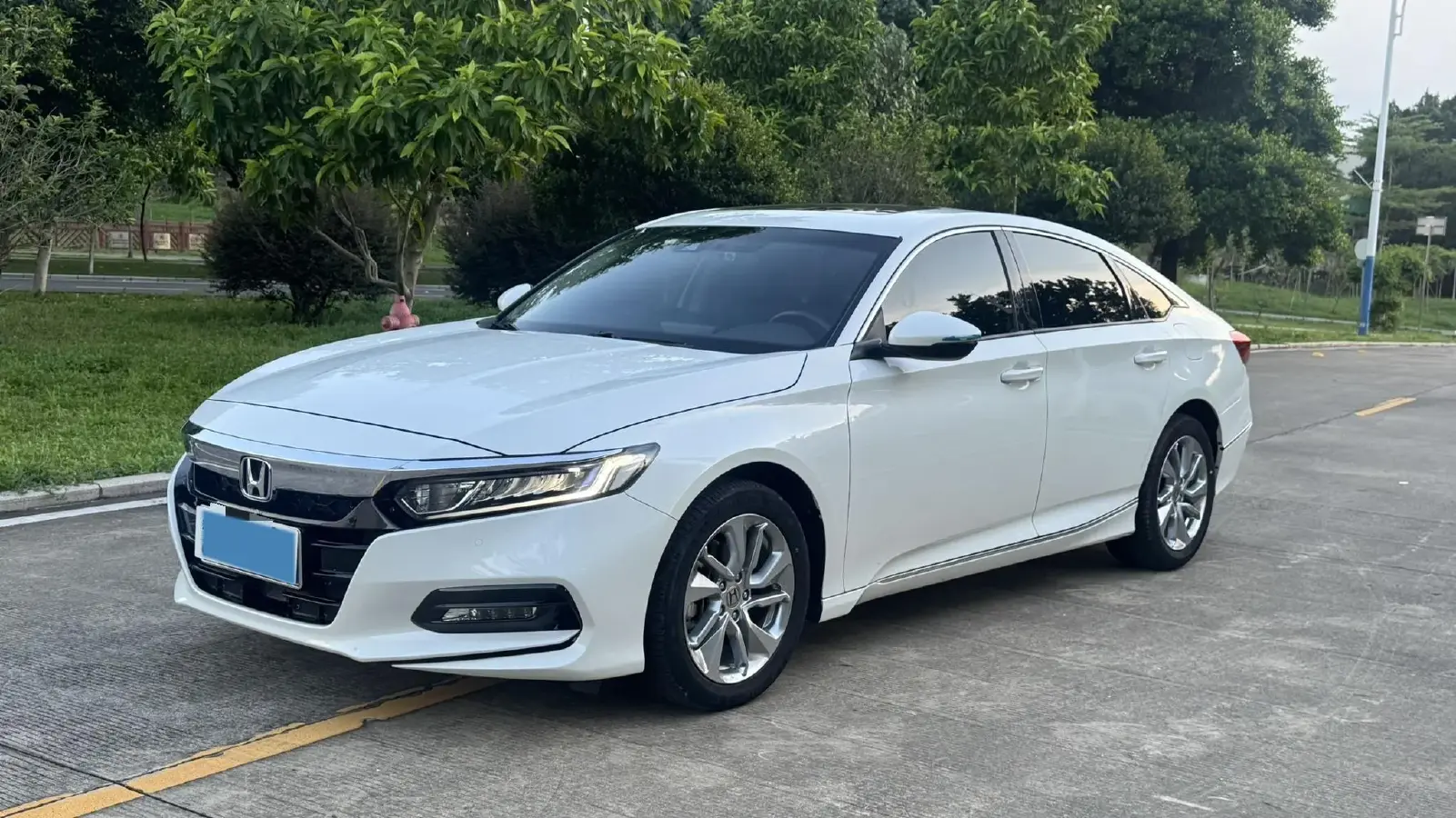 2021 Honda Accord 1.5T 194HP L4 CVT