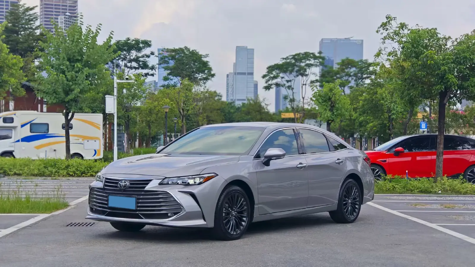 2019 Toyota Avalon 2.0L 178HP L4 CVT