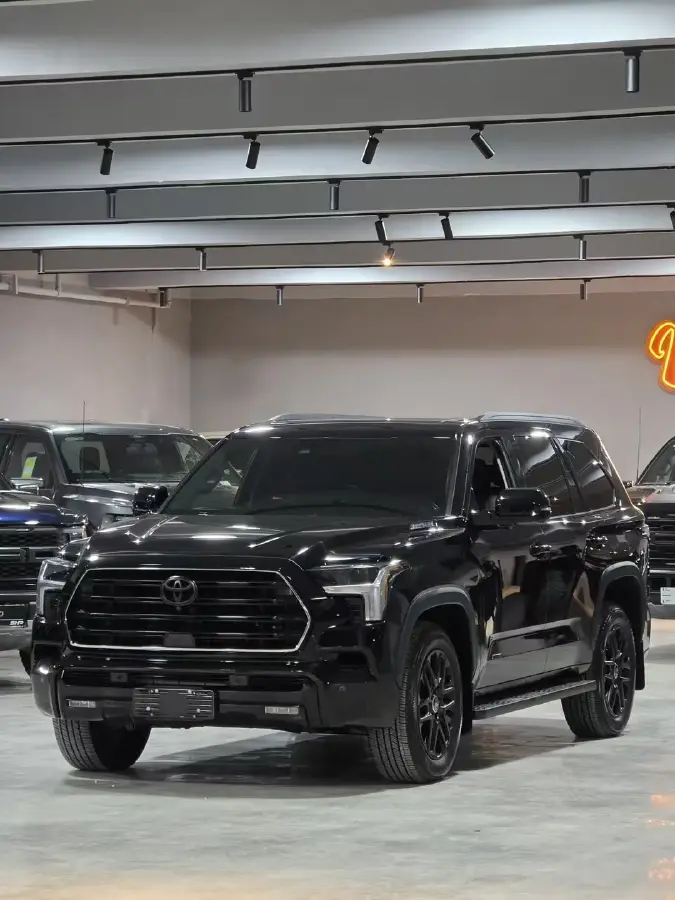 2003 Toyota Sequoia 4.7L 282HP V8 5AT