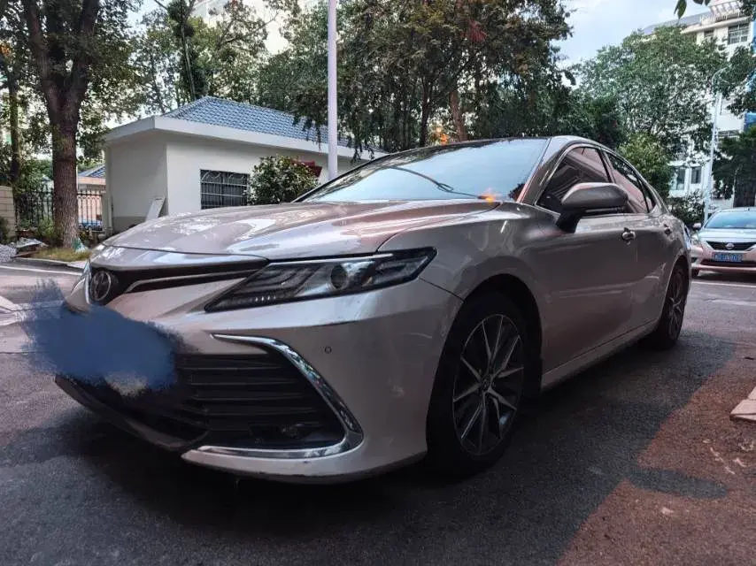 2021 Toyota Camry 2.5L 209HP L4 8AT