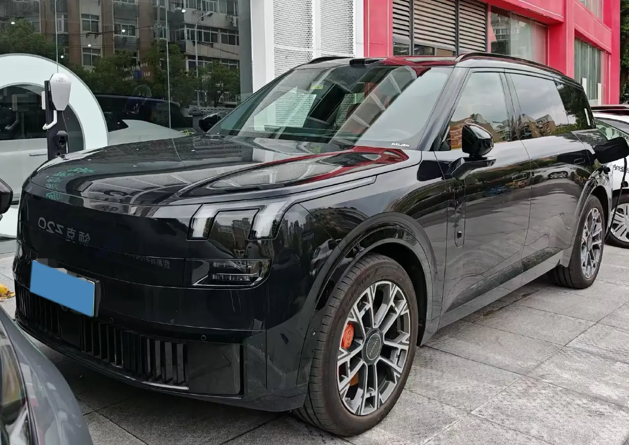 2025 LYNK&CO 900 1.5T 190HP L4 3DHT PHEV 43.3KWH