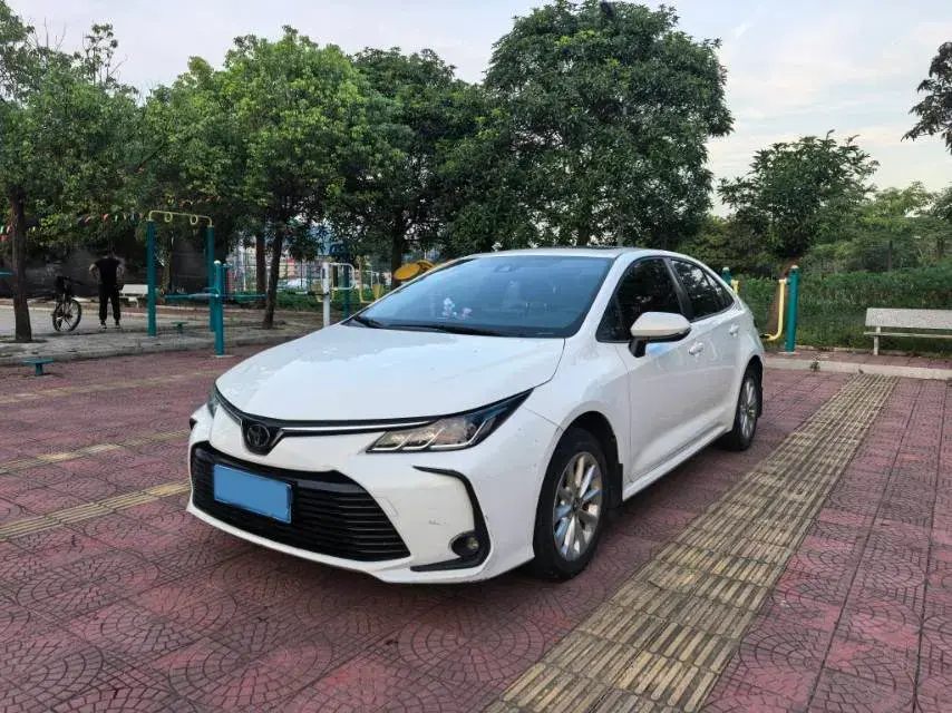 2021 Toyota Corolla 1.2T 116HP L4 CVT