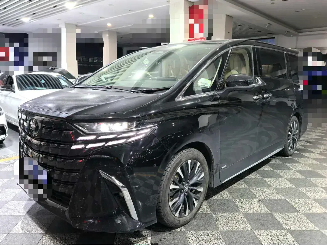 2024 Toyota Alphard 2.5L 190HP L4 E-CVT Hybrid