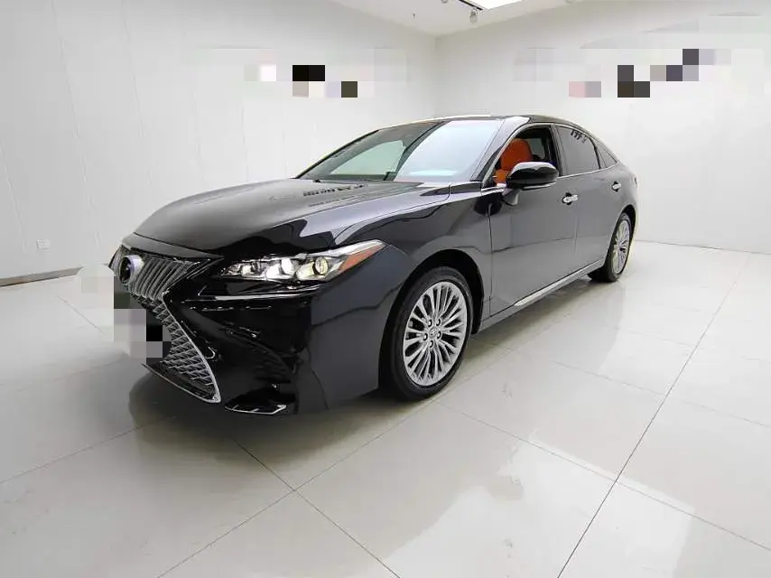 2019 Toyota Avalon 2.5L 209HP L4 8AT