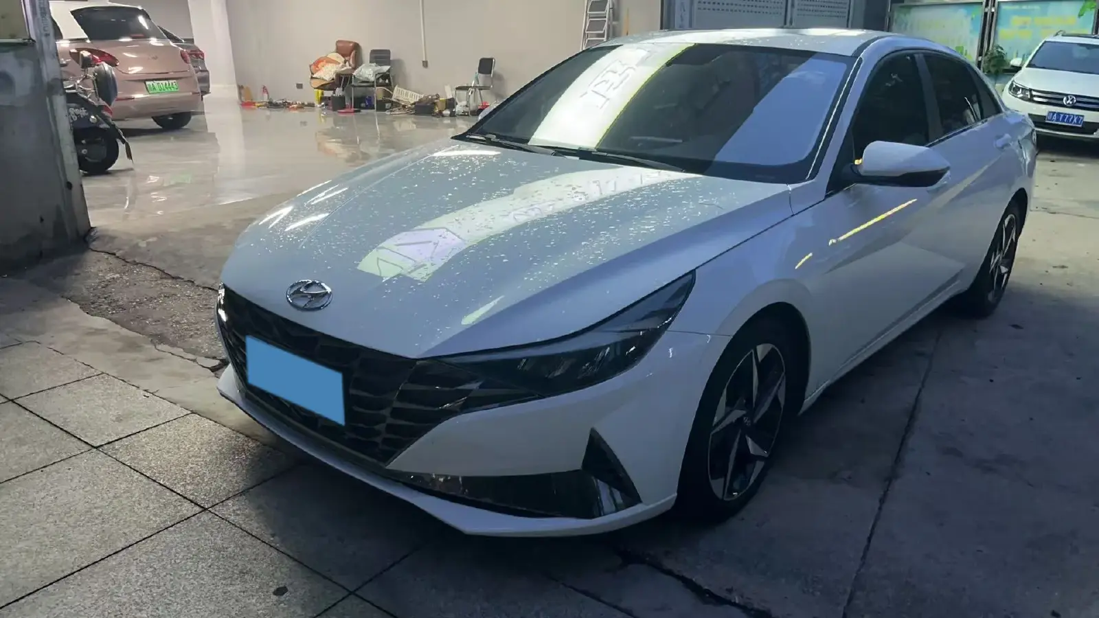 2023 Hyundai Elantra 1.5L 115HP L4 CVT