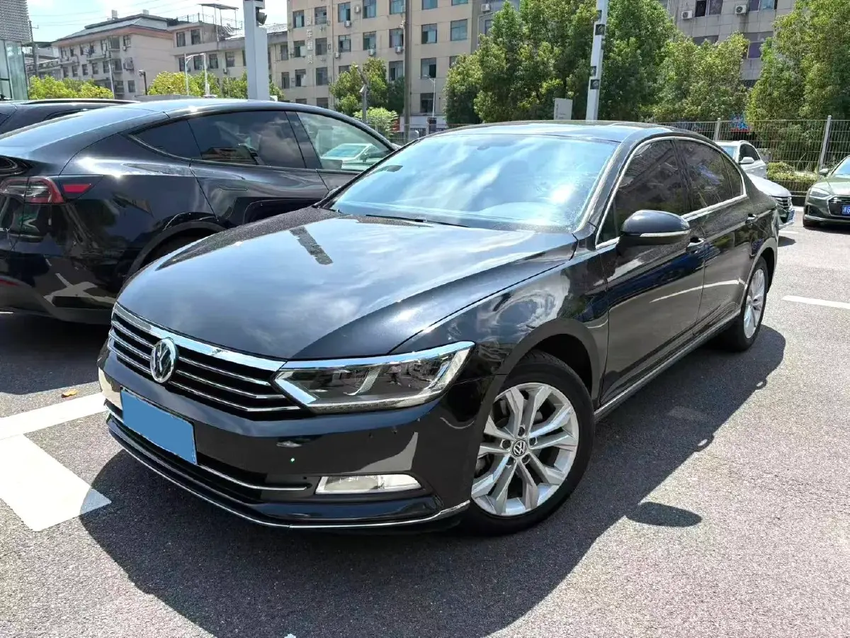 2018 Volkswagen Magotan 1.8T 180HP L4 7DCT