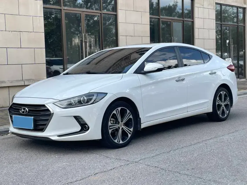 2018 Hyundai Elantra 1.4T 130HP L4 7DCT