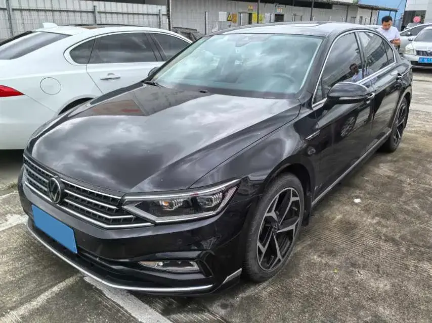 2023 Volkswagen Magotan 2.0T 186HP L4 7DCT