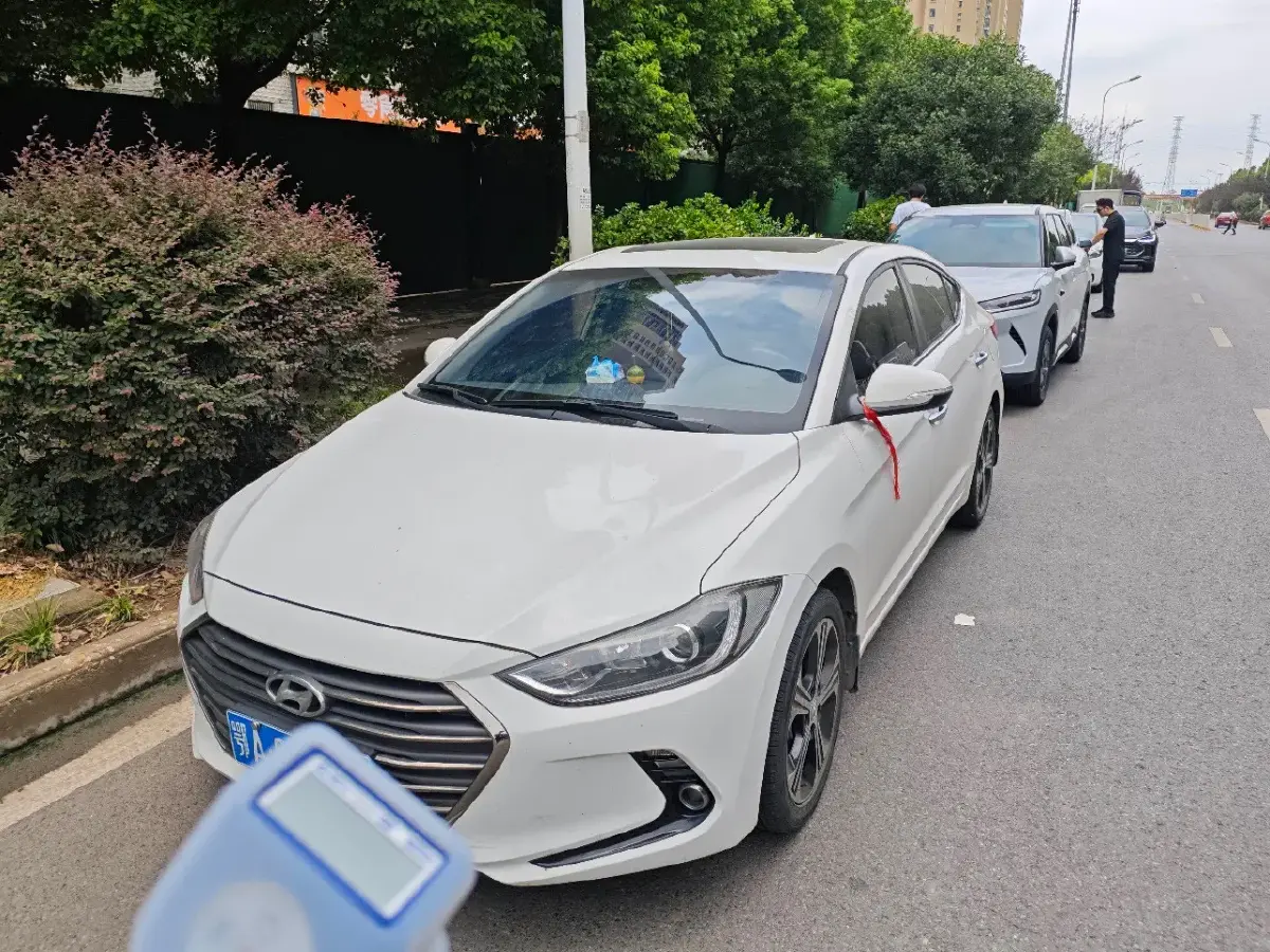 2018 Hyundai Elantra 1.4T 130HP L4 7DCT