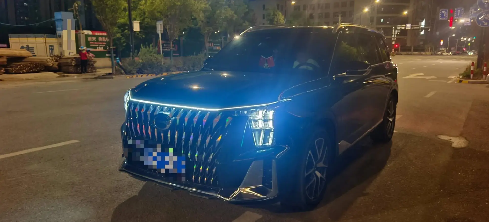 2022 GAC Trumpchi GS8 2.0T 190HP L4 E-CVT Hybrid