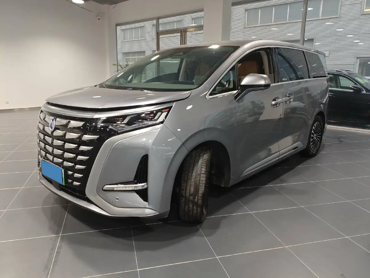 2022 Denza D9 1.5T 139HP L4 E-CVT PHEV 40.06KWH