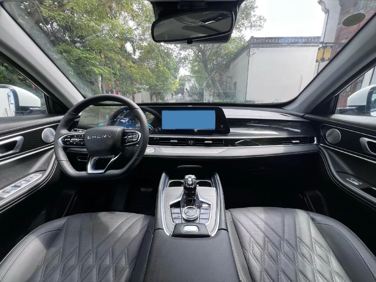 2023 Chery Tiggo 7 Plus 1.6T 197HP L4 7DCT,autocango,china used car exporter,china ev exporter,chinese used car exporter,chinese used ev exporter
