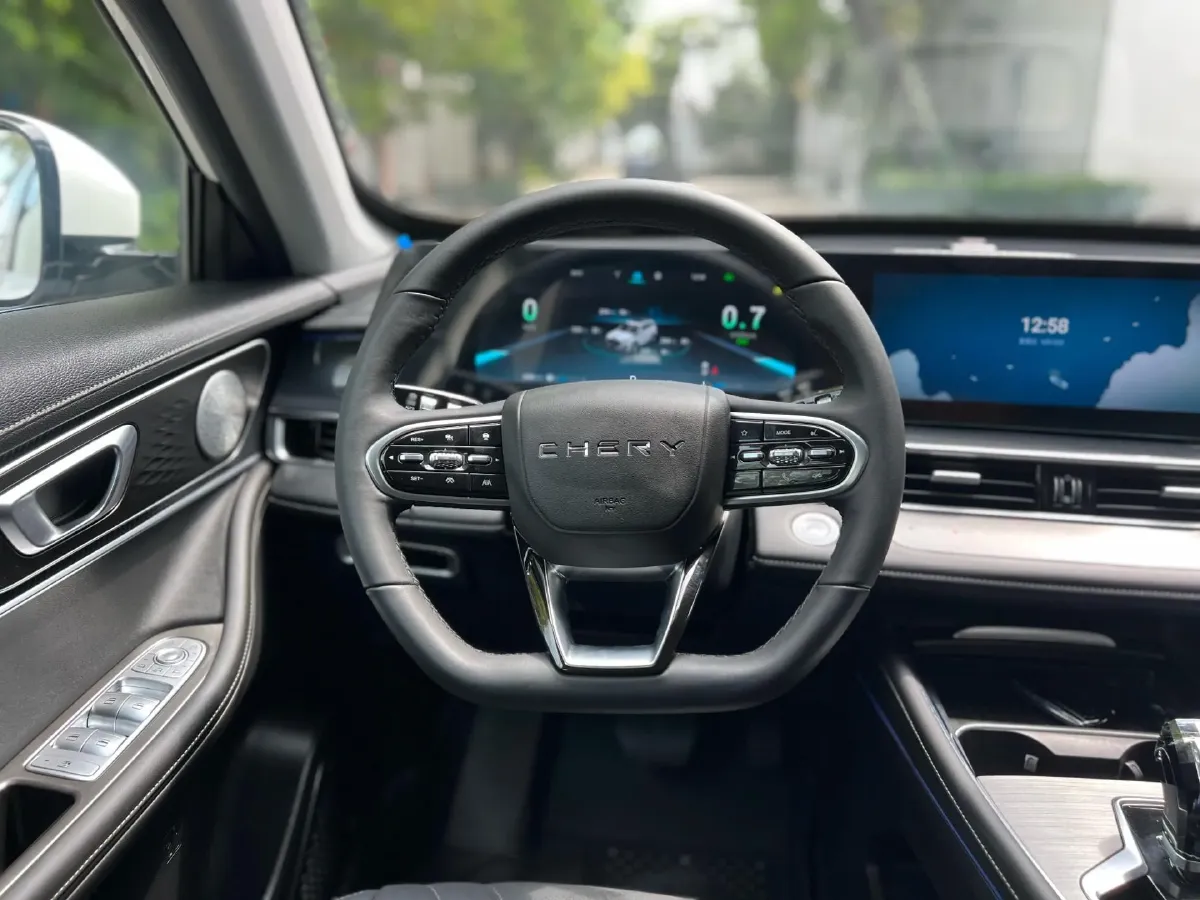 2023 Chery Tiggo 7 Plus 1.6T 197HP L4 7DCT,autocango,china used car exporter,china ev exporter,chinese used car exporter,chinese used ev exporter