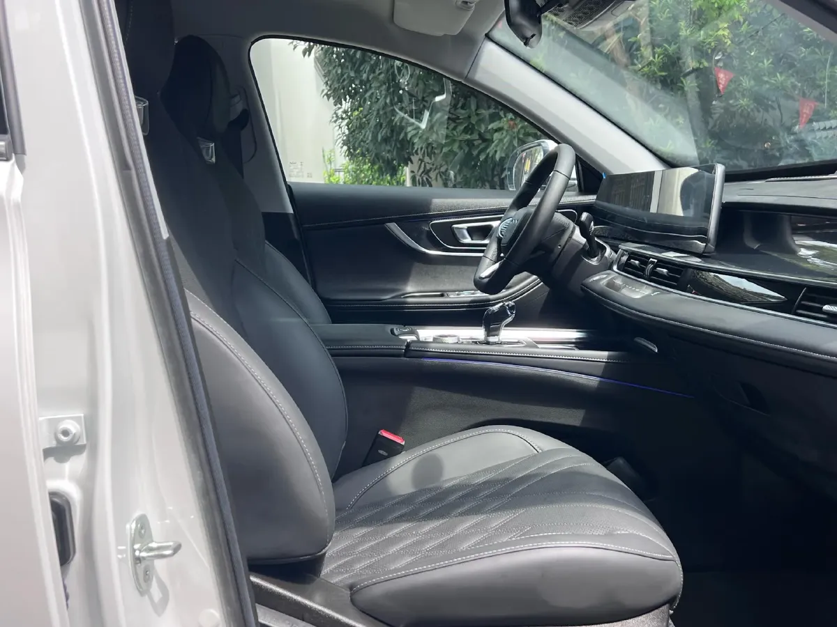 2023 Chery Tiggo 7 Plus 1.6T 197HP L4 7DCT,autocango,china used car exporter,china ev exporter,chinese used car exporter,chinese used ev exporter