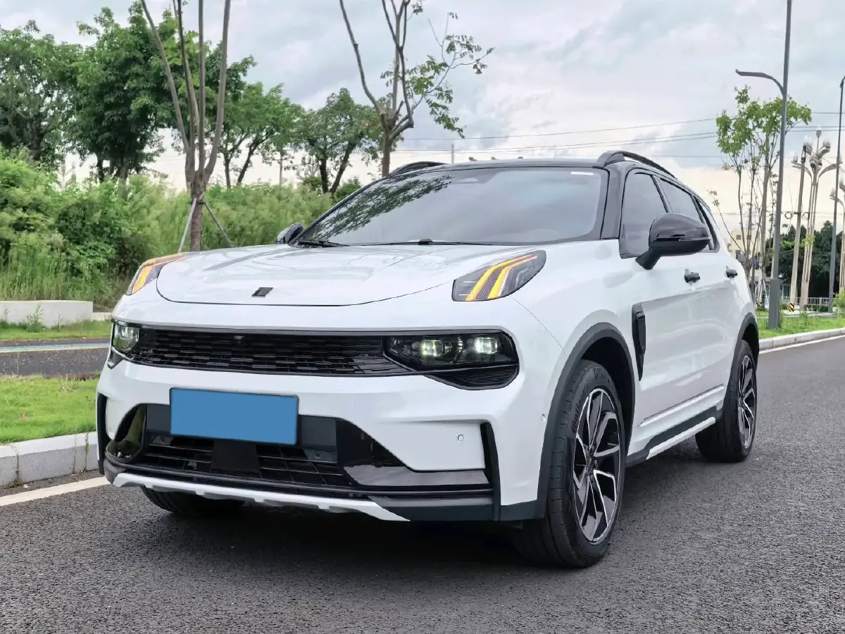 2023 LYNK&CO 01 EM-P 1.5T 150HP L3 3DHT PHEV 17.7KWH