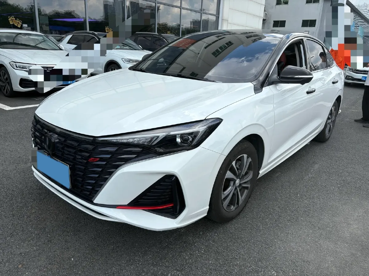 2024 ChangAn Eado 1.5T 170HP L4 7DCT,autocango,china used car exporter,china ev exporter,chinese used car exporter,chinese used ev exporter