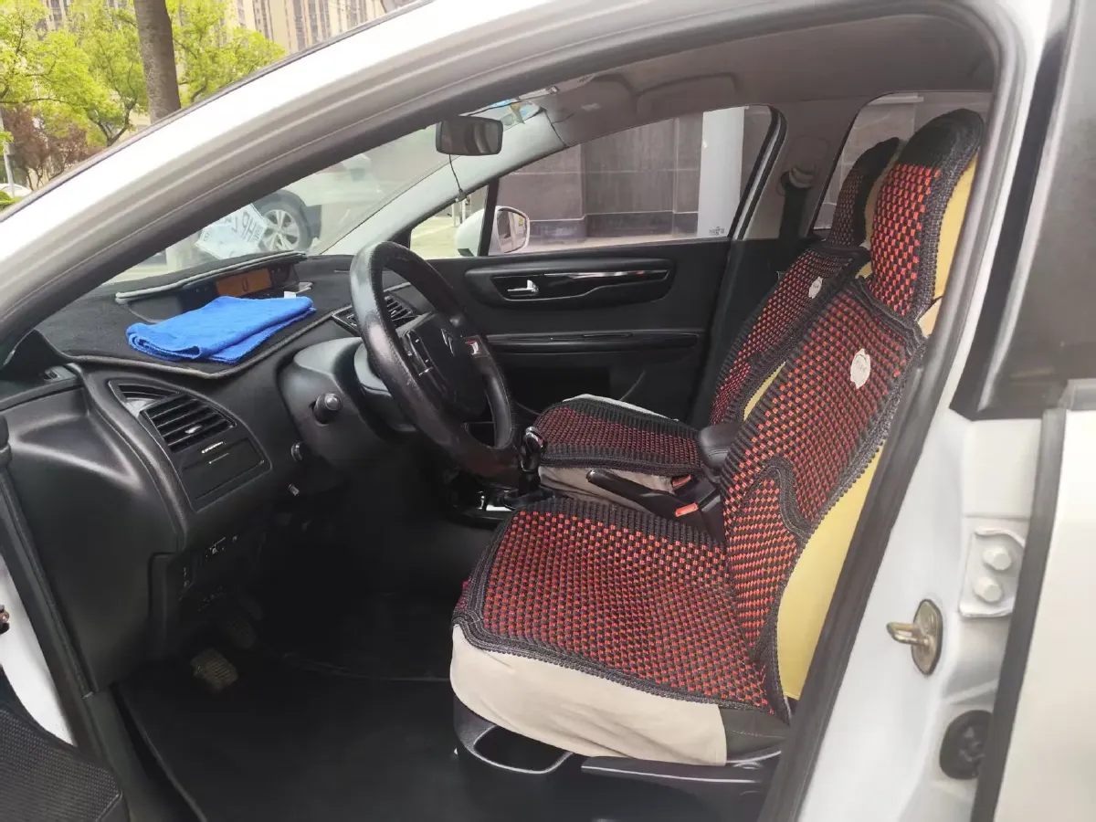 2016 Citroen C-Quatre 1.6L 106HP L4 5MT,autocango,china used car exporter,china ev exporter,chinese used car exporter,chinese used ev exporter