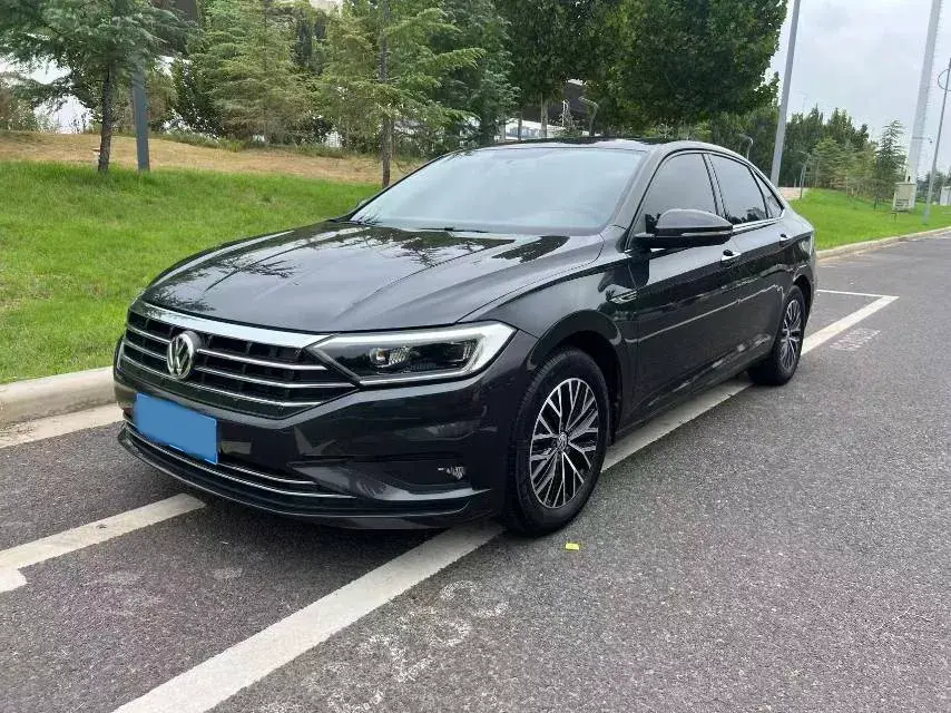2021 Volkswagen Sagitar 1.4T 150HP L4 7DCT