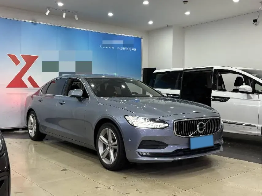 2018 Volvo S90 2.0T 190HP L4 8AT,autocango,china used car exporter,china ev exporter,chinese used car exporter,chinese used ev exporter