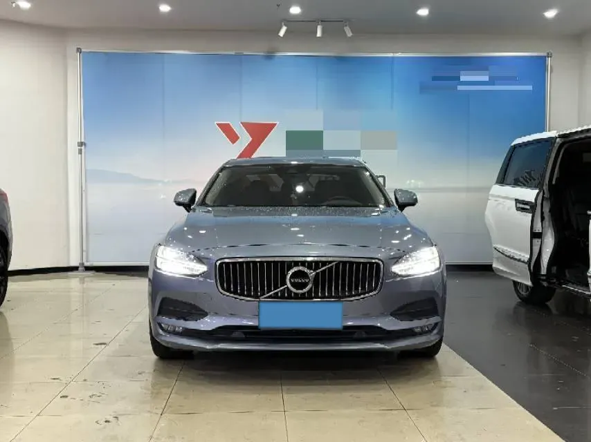2018 Volvo S90 2.0T 190HP L4 8AT,autocango,china used car exporter,china ev exporter,chinese used car exporter,chinese used ev exporter