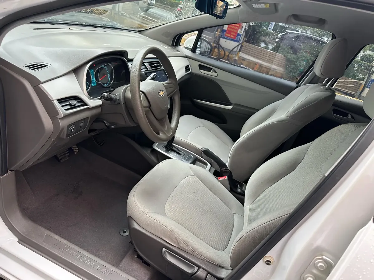 2018 Chevrolet Lova RV 1.5L 113HP L4 4AT,autocango,china used car exporter,china ev exporter,chinese used car exporter,chinese used ev exporter