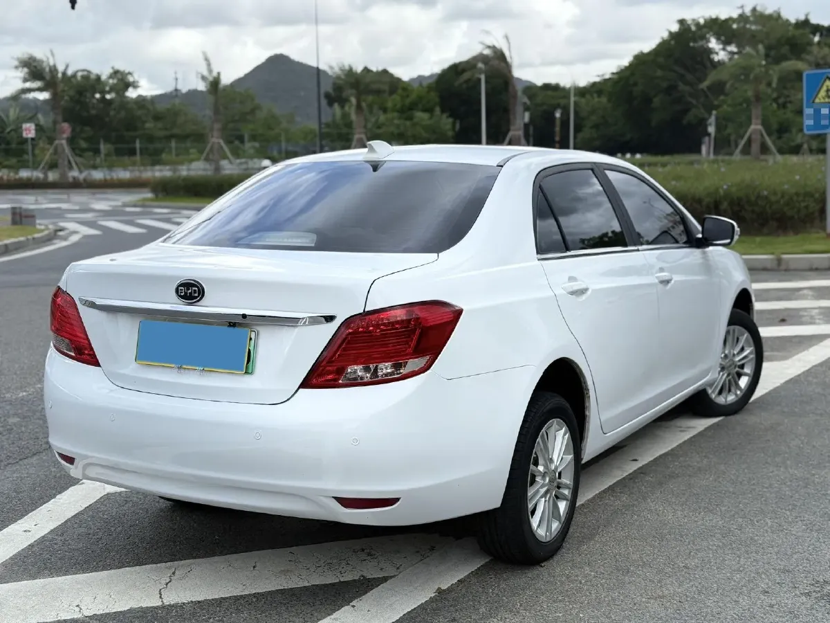 2018 BYD e5 BEV 60.48KWH,autocango,china used car exporter,china ev exporter,chinese used car exporter,chinese used ev exporter