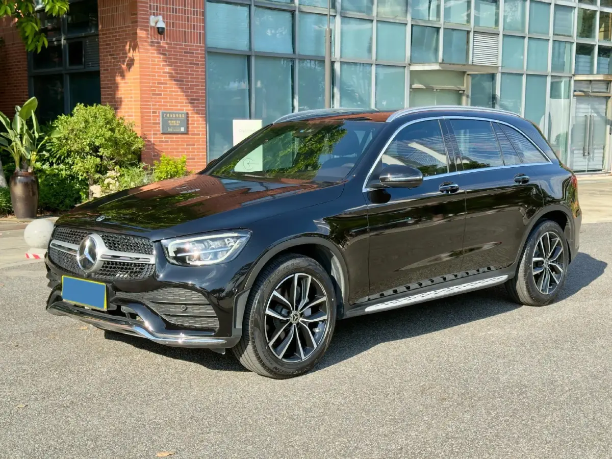 2022 Mercedes-Benz GLC Class 2.0T 258HP L4 9AT