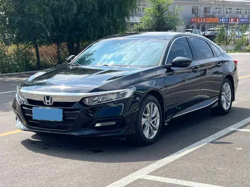 2021 Honda Accord 1.5T 194HP L4 CVT