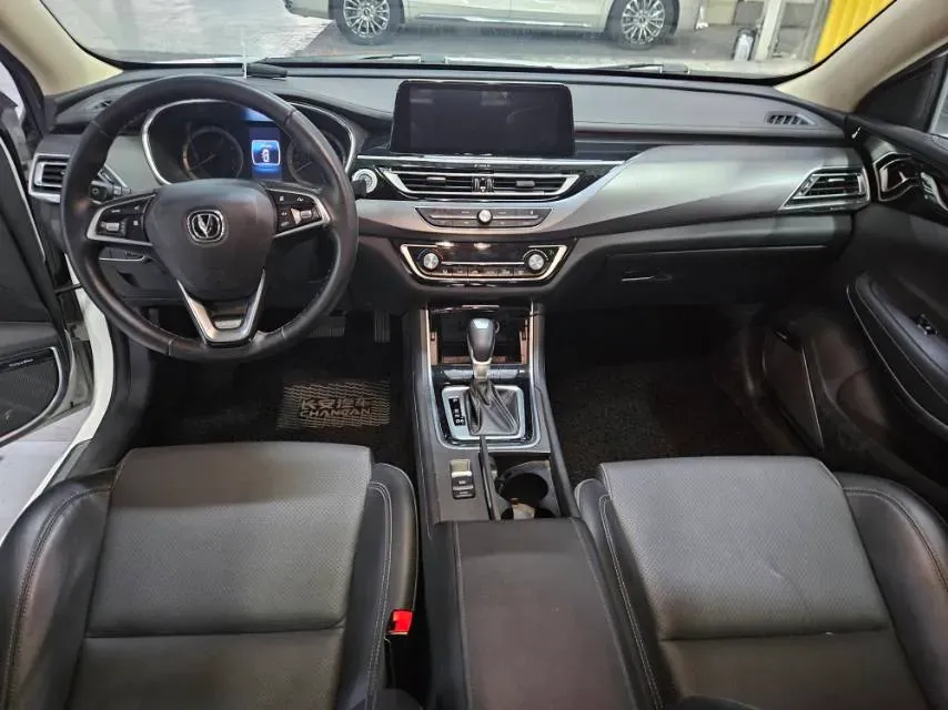 2020 ChangAn Raeton CC 1.5T 156HP L4 6AT,autocango,china used car exporter,china ev exporter,chinese used car exporter,chinese used ev exporter