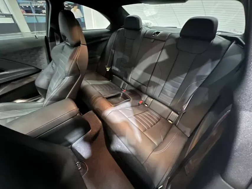 2024 BMW 3.0T 333HP L6 8AT,autocango,china used car exporter,china ev exporter,chinese used car exporter,chinese used ev exporter