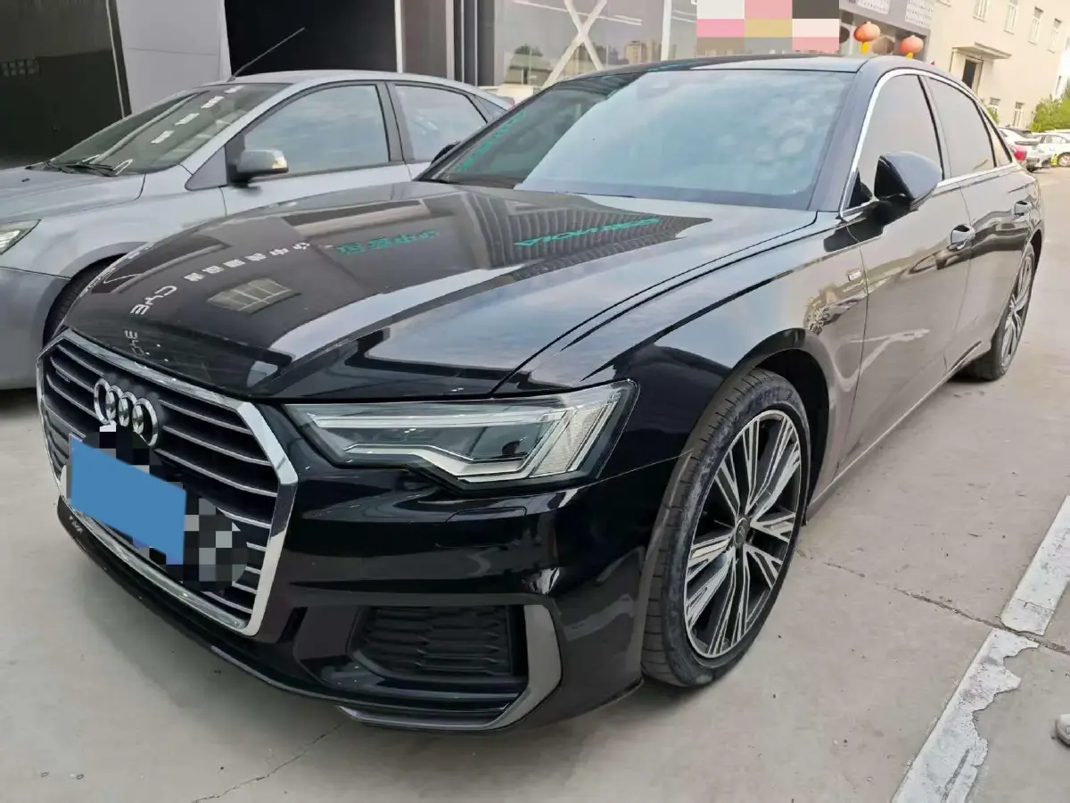 2022 Audi A6L 2.0T 190HP L4 7DCT