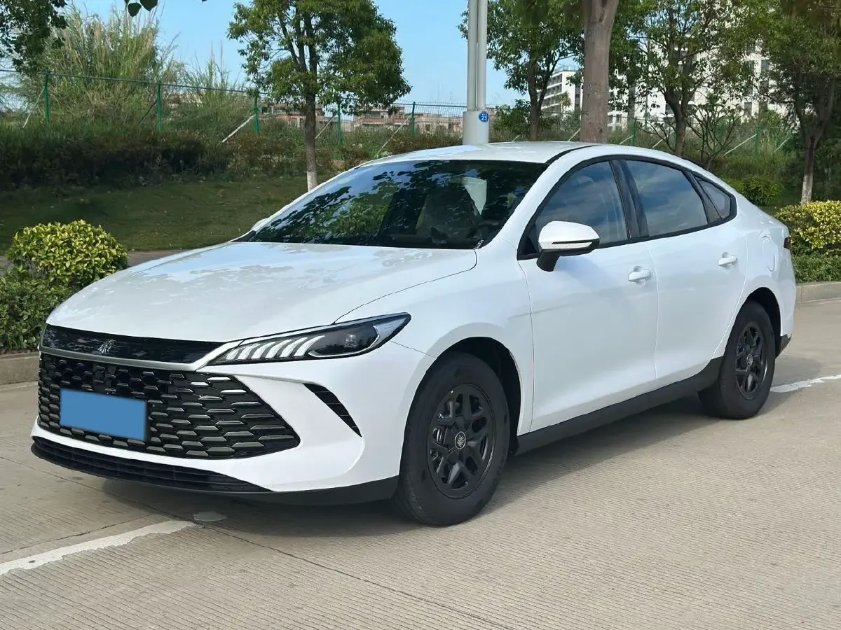 2025 BYD Qin Plus 1.5L 101HP L4 E-CVT PHEV 7.68KWH