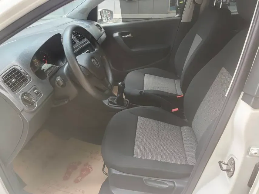 2016 Volkswagen Polo 1.4L 90HP L4 5MT,autocango,china used car exporter,china ev exporter,chinese used car exporter,chinese used ev exporter