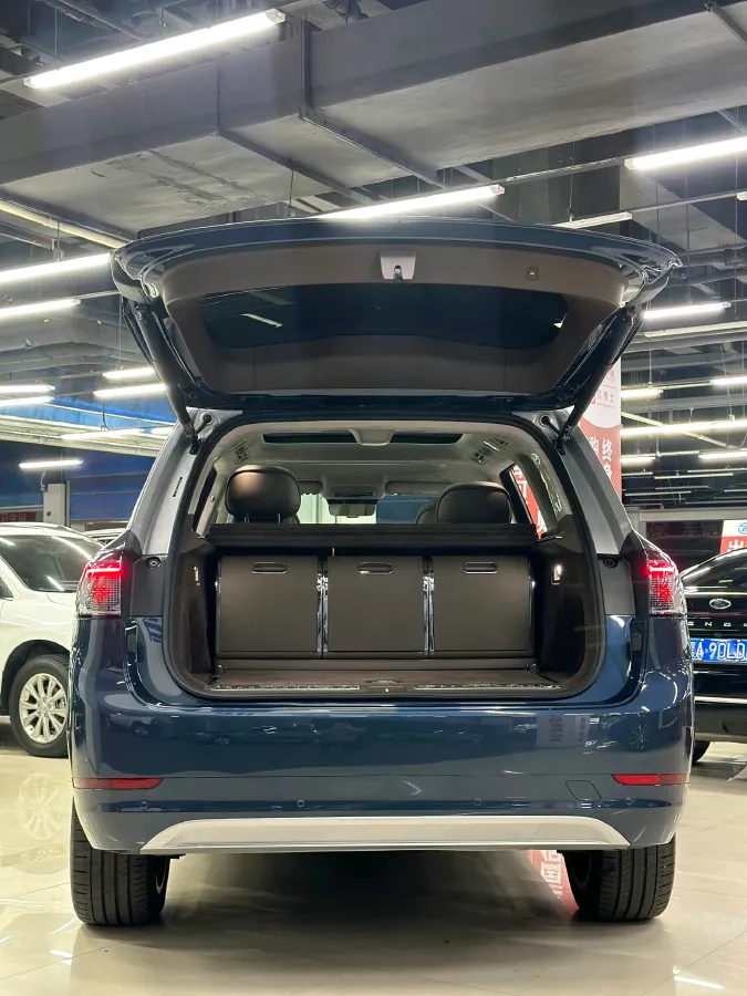 2024 HIMA AITO M9 1.5T 152HP L4 REEV 52KWH,autocango,china used car exporter,china ev exporter,chinese used car exporter,chinese used ev exporter