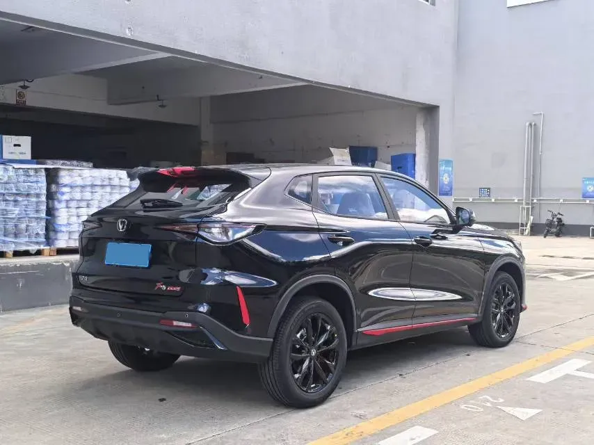 2026 ChangAn X5 PLUS 1.5T 192HP L4 7DCT,autocango,china used car exporter,china ev exporter,chinese used car exporter,chinese used ev exporter