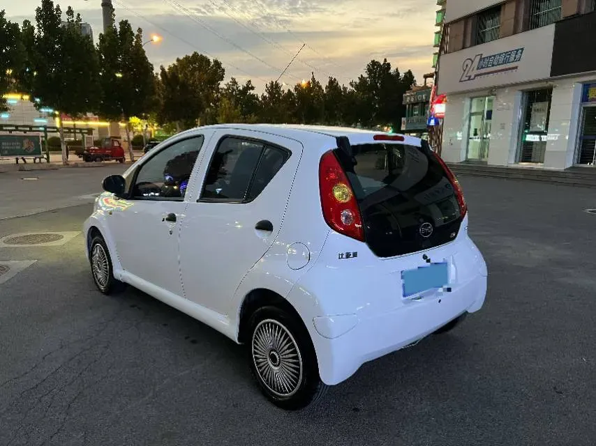 2015 BYD F0 1.0L 68HP L3 5MT,autocango,china used car exporter,china ev exporter,chinese used car exporter,chinese used ev exporter