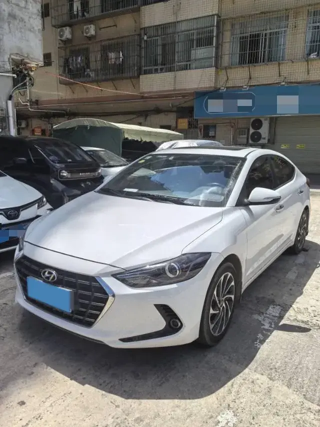 2019 Hyundai Elantra 1.4T 130HP L4 7DCT