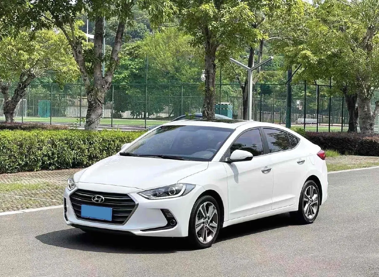 2016 Hyundai Elantra 1.6L 130HP L4 6AT