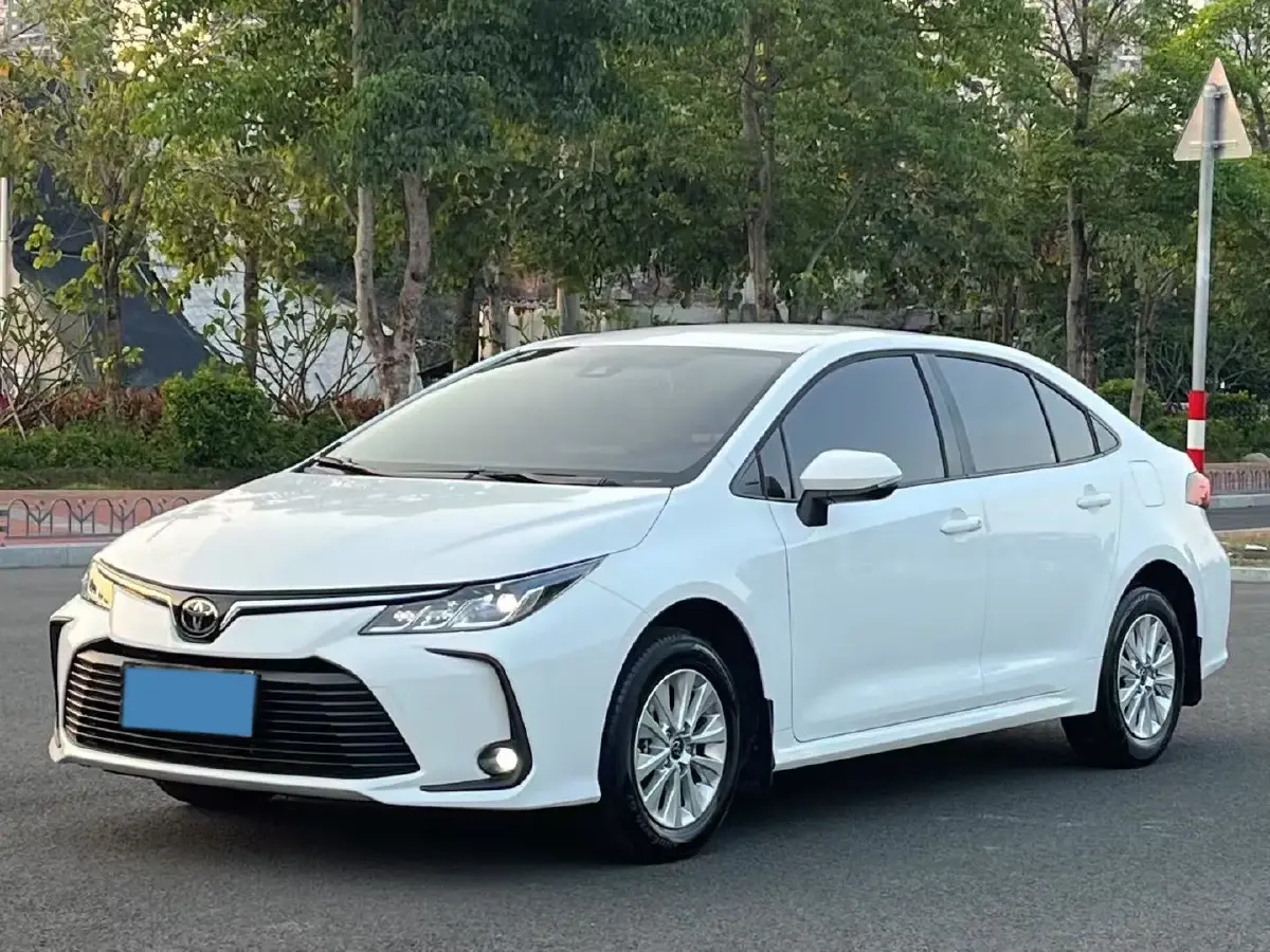 2019 Toyota Corolla 1.2T 116HP L4 CVT