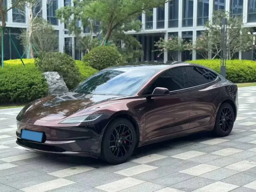 2025 Tesla Model 3 BEV 62.5KWH