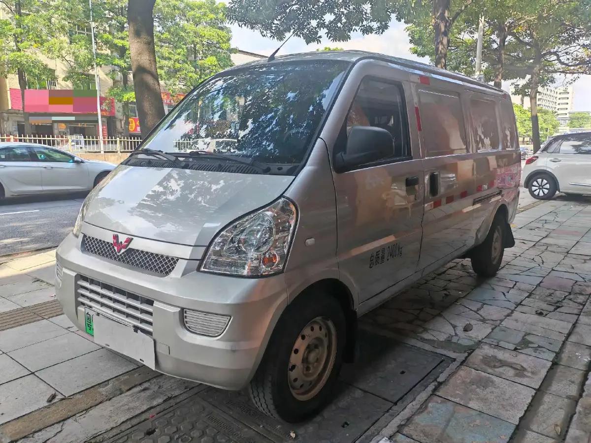 2020 WuLing RongGuang EV BEV 41.6KWH