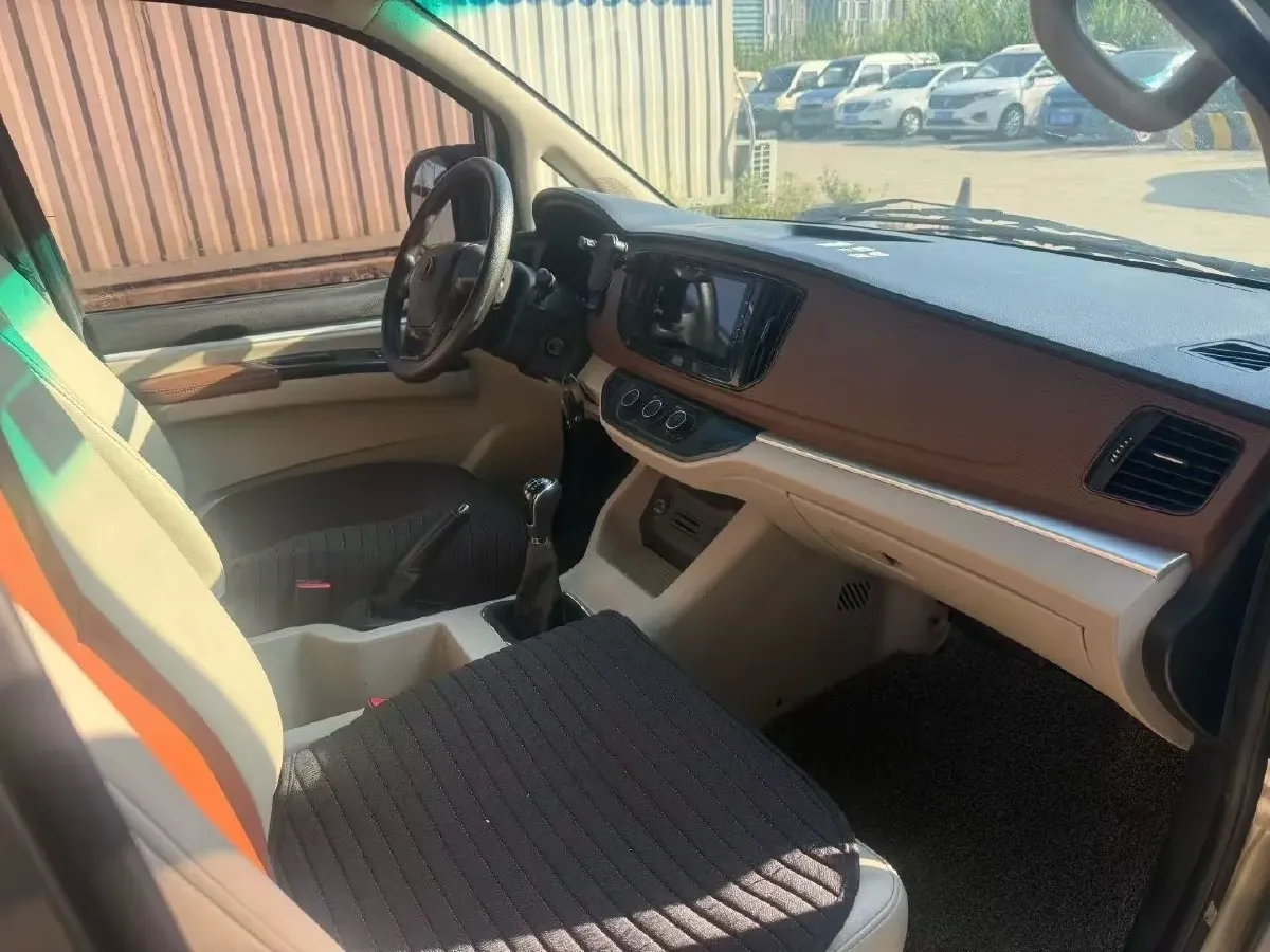 2019 DongFeng Aeolus AX3 1.6L 117HP L4 5MT,autocango,china used car exporter,china ev exporter,chinese used car exporter,chinese used ev exporter